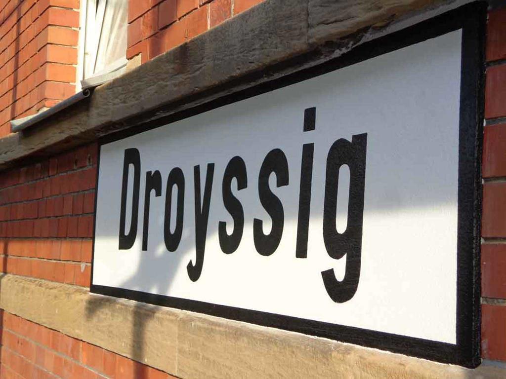 Bahnhof Droyssig - Uebernachten Im Denkmal Extérieur photo